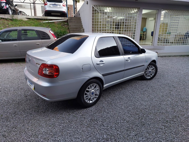 SIENA 1.8 MPI HLX 8V FLEX 4P MANUAL - 2007 - BENTO GONçALVES