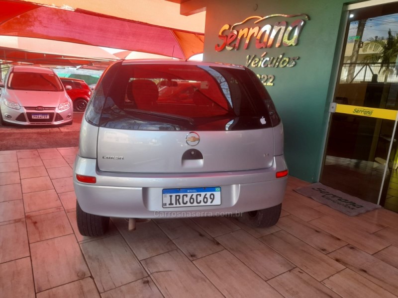 CORSA 1.4 MPFI MAXX 8V FLEX 4P MANUAL - 2011 - DOIS IRMãOS