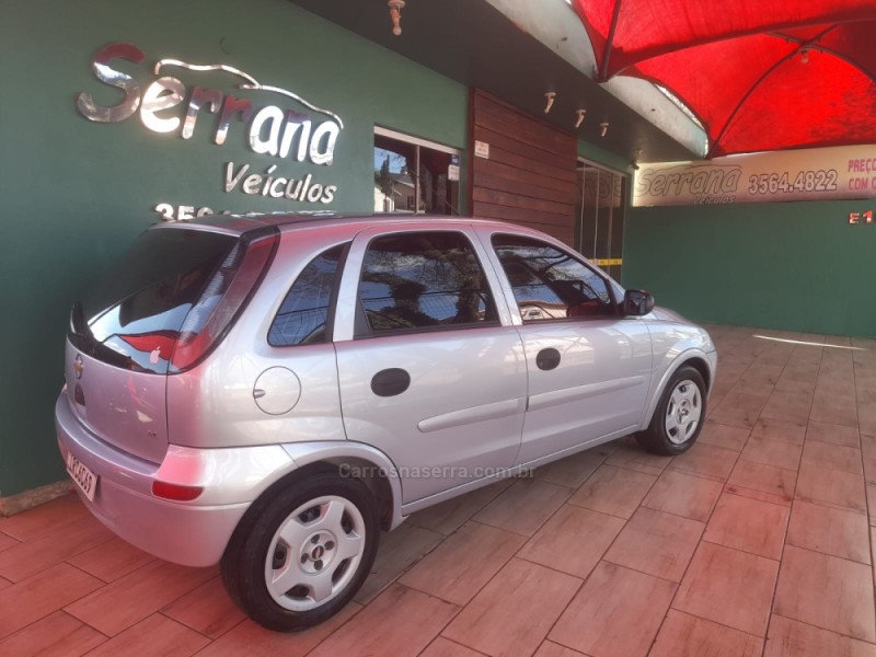 CORSA 1.4 MPFI MAXX 8V FLEX 4P MANUAL - 2011 - DOIS IRMãOS