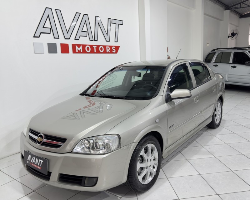 ASTRA 2.0 MPFI ADVANTAGE SEDAN 8V FLEX 4P MANUAL - 2010 - NOVO HAMBURGO