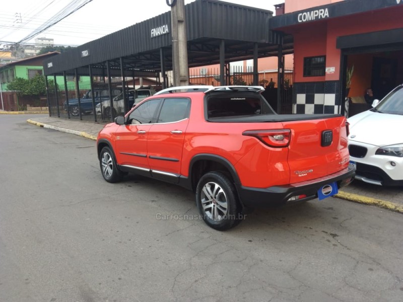 TORO 2.0 16V TURBO DIESEL VOLCANO 4WD AUTOMÁTICO - 2018 - CAXIAS DO SUL