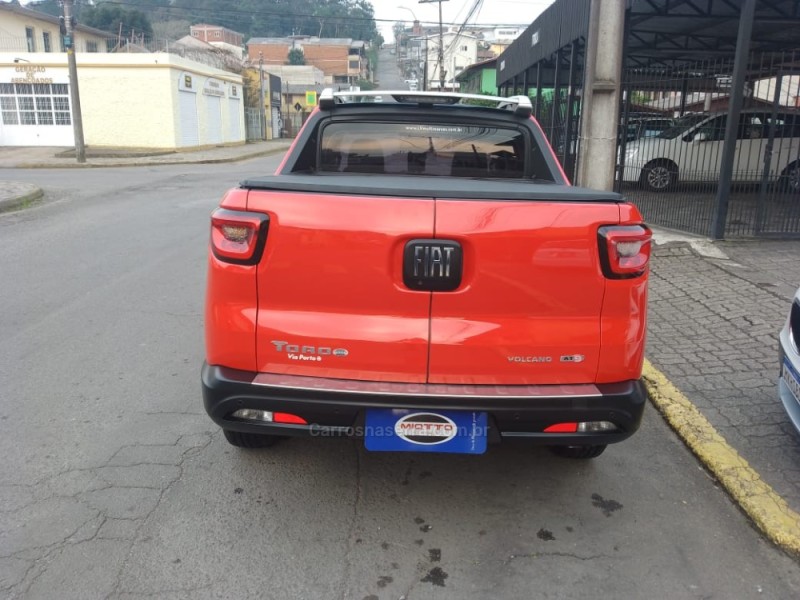 TORO 2.0 16V TURBO DIESEL VOLCANO 4WD AUTOMÁTICO - 2018 - CAXIAS DO SUL