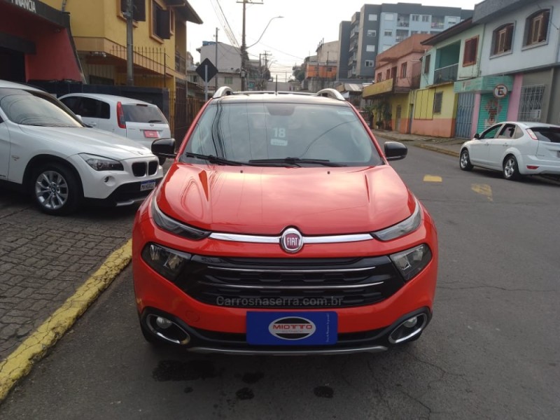 TORO 2.0 16V TURBO DIESEL VOLCANO 4WD AUTOMÁTICO - 2018 - CAXIAS DO SUL