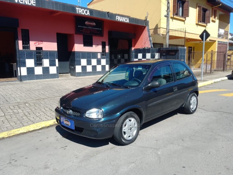 CORSA 1.0 EFI WIND 8V GASOLINA 2P MANUAL - 2001 - CAXIAS DO SUL