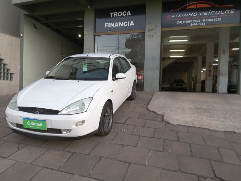 FOCUS 2.0 GLX SEDAN 16V GASOLINA 4P MANUAL - 2003 - GARIBALDI