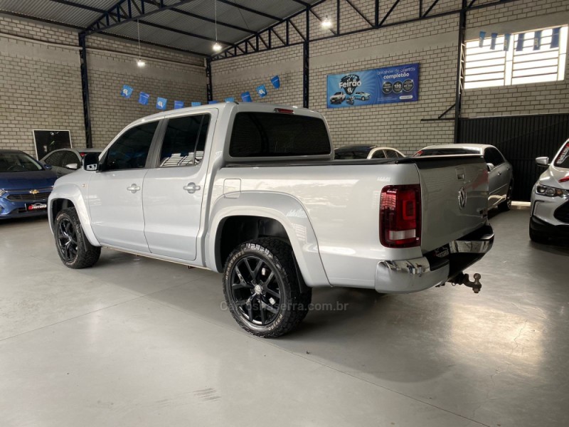 AMAROK 3.0 V6 TDI HIGHLINE CD DIESEL 4MOTION AUTOMÁTICO - 2018 - NOVO HAMBURGO