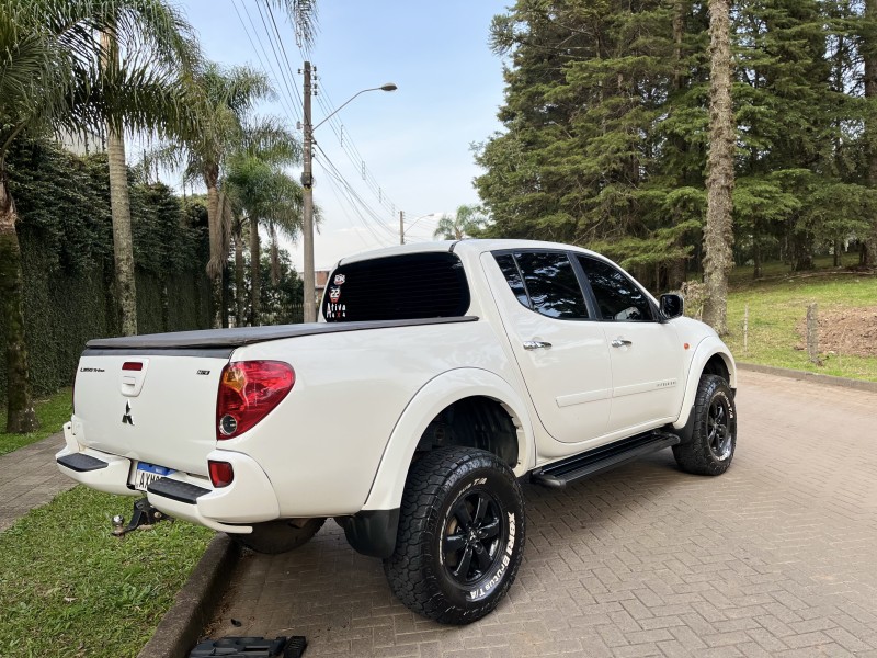 L200 TRITON 3.2 HPE 4X4 CD 16V TURBO INTERCOOLER DIESEL 4P AUTOMÁTICO - 2013 - CAXIAS DO SUL