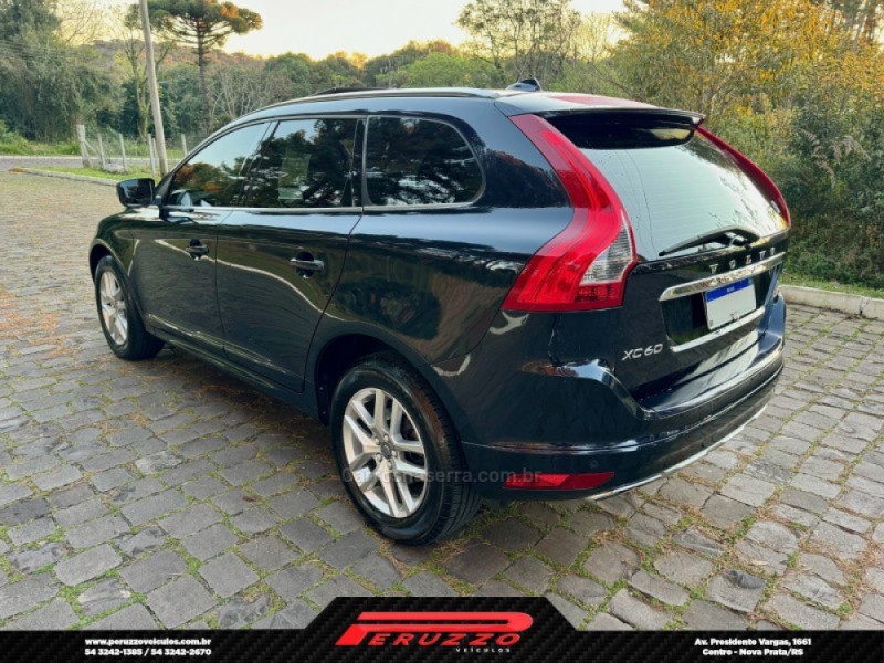 XC60 2.0 T5 MOMENTUM GASOLINA 4P AUTOMÁTICO - 2017 - NOVA PRATA