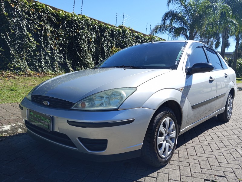 focus 1.6 8v flex 4p manual 2009 caxias do sul