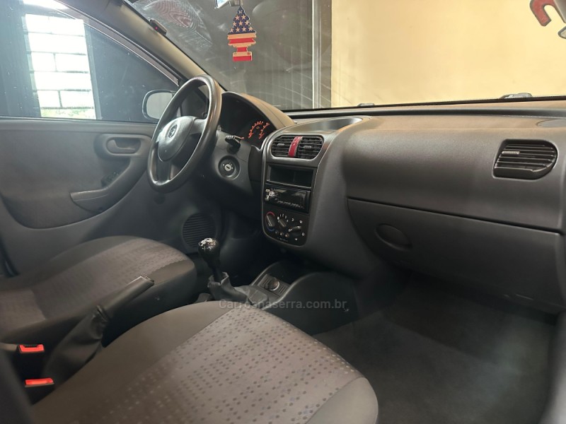 CORSA 1.4 MPFI MAXX 8V FLEX 4P MANUAL - 2011 - NOVO HAMBURGO