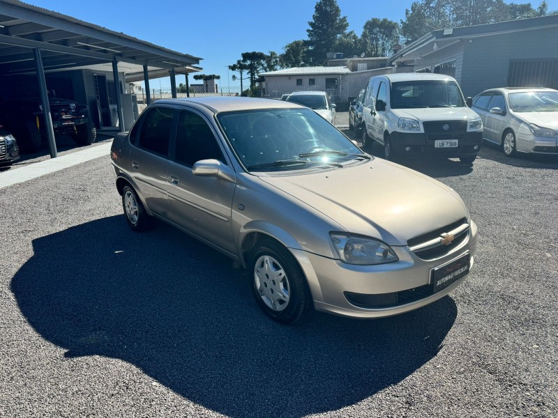 corsa 1.0 ls classic vhc 4p flex power  2013 caxias do sul