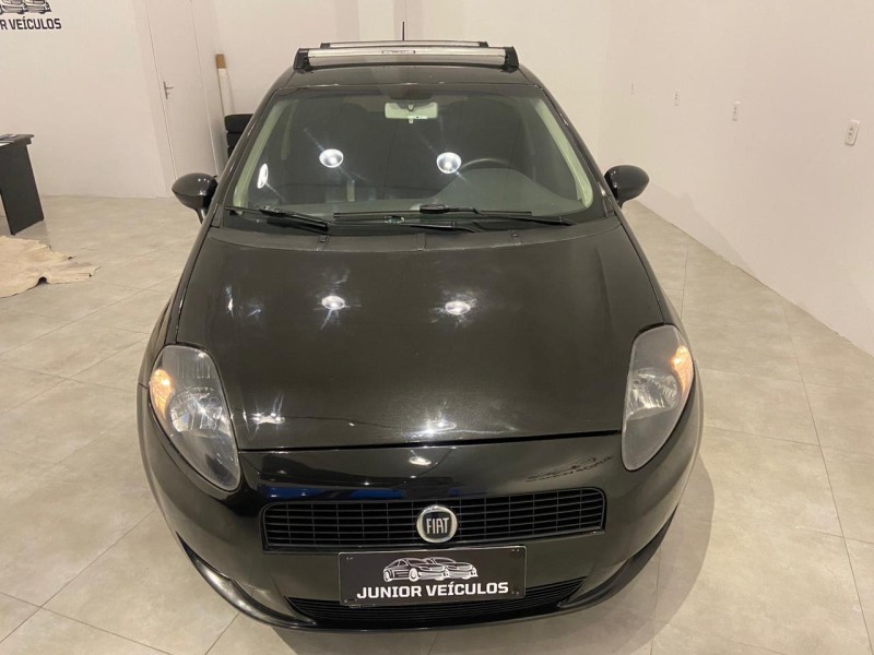 PUNTO 1.4 ATTRACTIVE ITALIA 8V FLEX 4P MANUAL - 2012 - BENTO GONçALVES