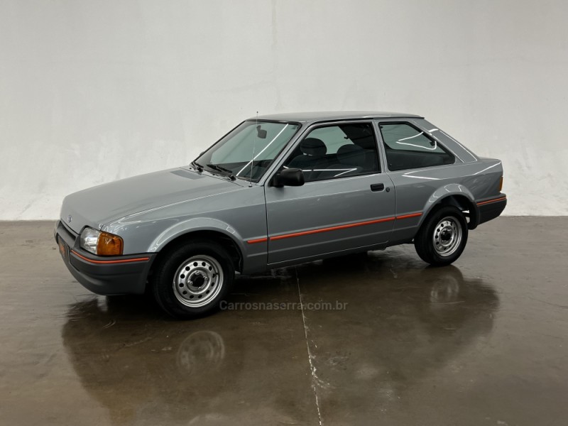 ESCORT 1.0 HOBBY 8V GASOLINA 2P MANUAL - 1994 - CAXIAS DO SUL