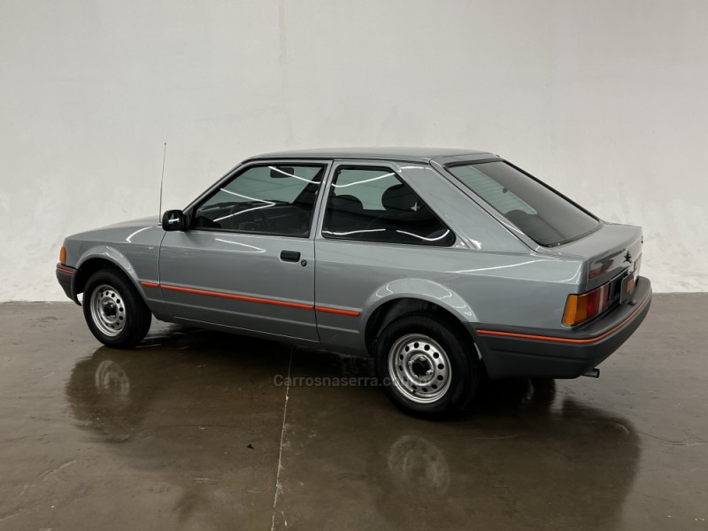 ESCORT 1.0 HOBBY 8V GASOLINA 2P MANUAL - 1994 - CAXIAS DO SUL