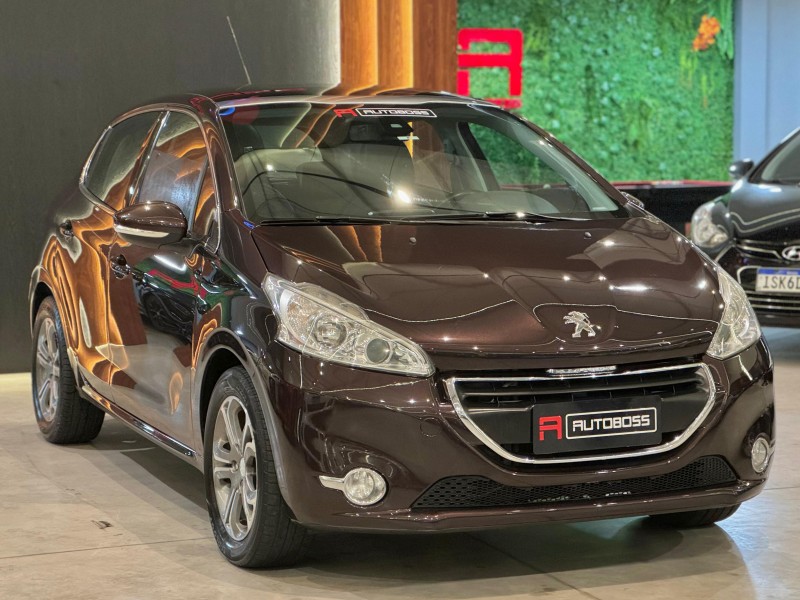 208 1.6 GRIFFE 16V FLEX 4P AUTOMÁTICO - 2015 - NOVO HAMBURGO