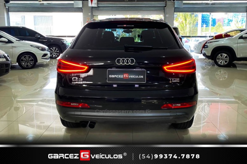 Q3 2.0 TFSI AMBIENTE QUATTRO 4P GASOLINA S TRONIC - 2015 - BENTO GONçALVES