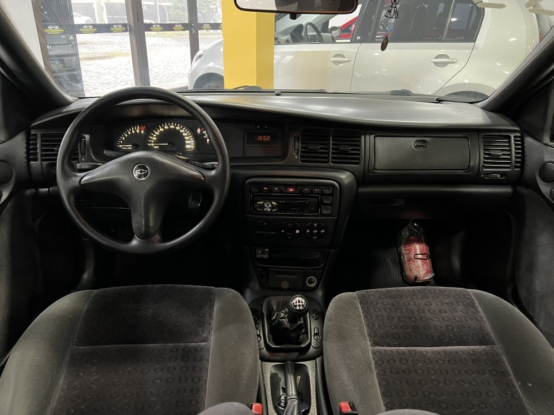 VECTRA 2.0 MPFI GLS 8V GASOLINA 4P MANUAL - 1999 - CAXIAS DO SUL