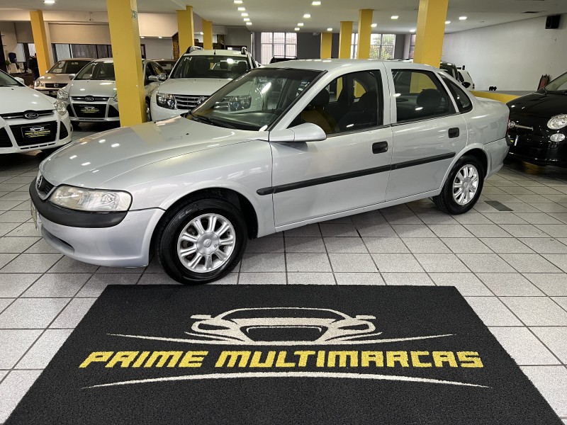 VECTRA 2.0 MPFI GLS 8V GASOLINA 4P MANUAL