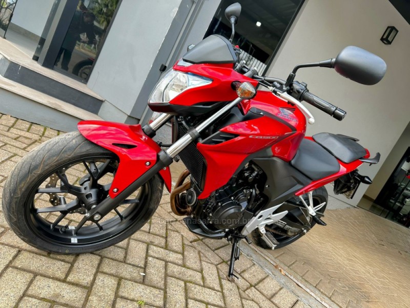 CB 500F  - 2014 - TRêS COROAS