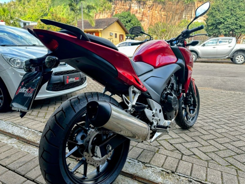 CB 500F  - 2014 - TRêS COROAS