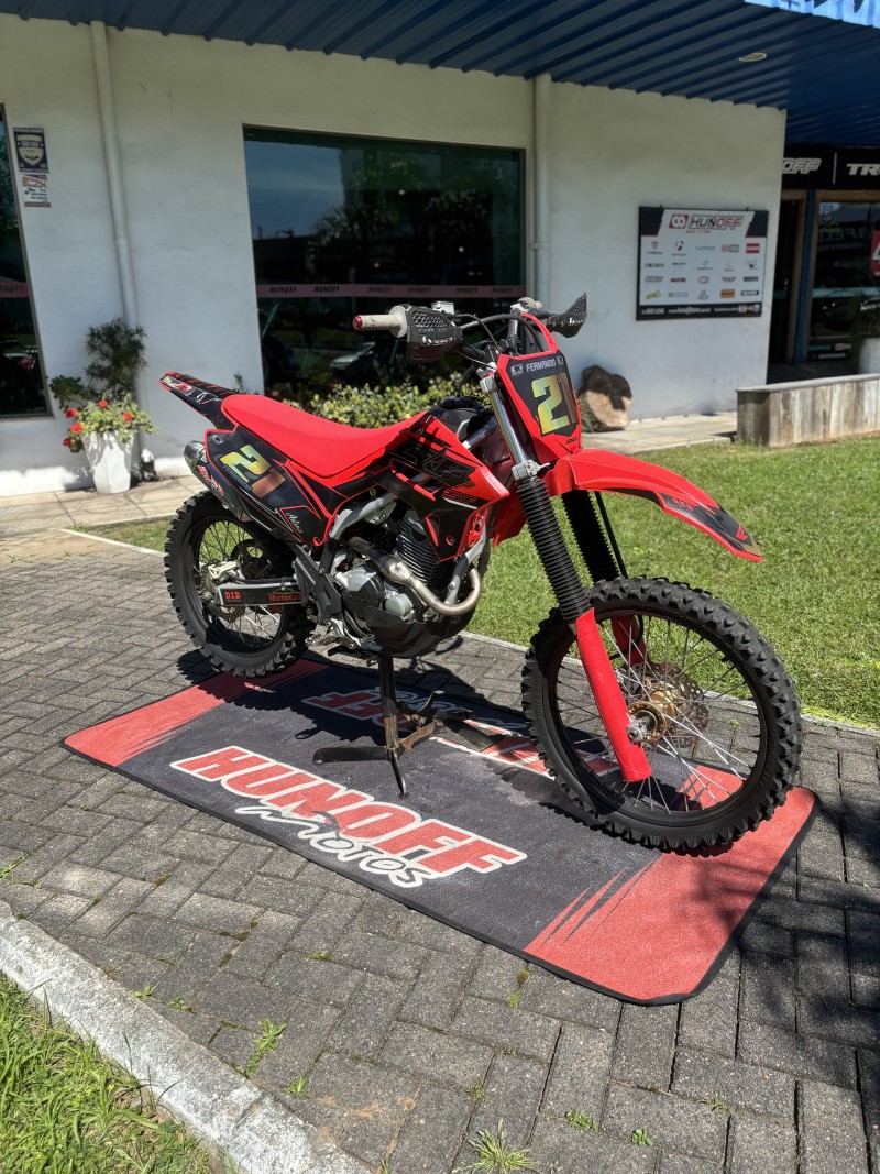 CRF 250F  - 2022 - FELIZ