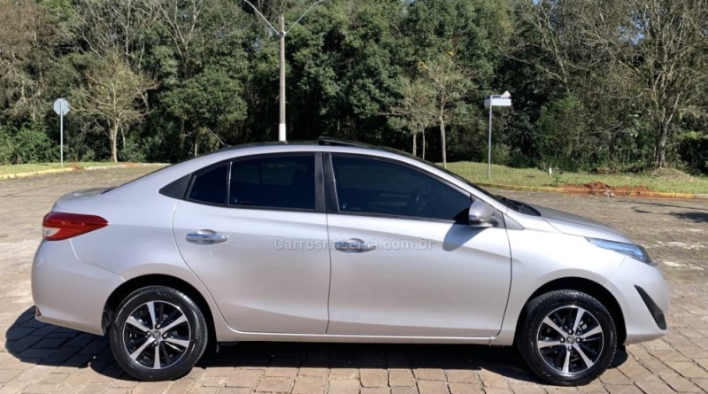 YARIS 1.5 XLS SEDAN 16V FLEX 4P AUTOMÁTICO - 2020 - GUAPORé