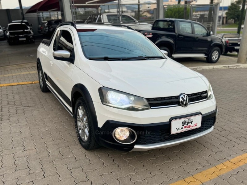 SAVEIRO 1.6 CROSS CE 16V FLEX 2P MANUAL - 2014 - FELIZ