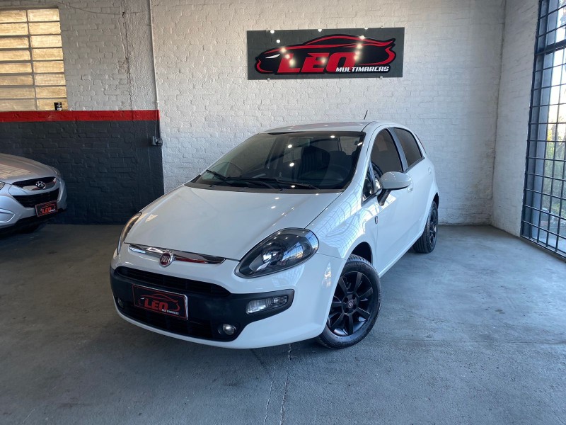 PUNTO 1.4 ATTRACTIVE ITALIA 8V FLEX 4P MANUAL - 2015 - CAXIAS DO SUL