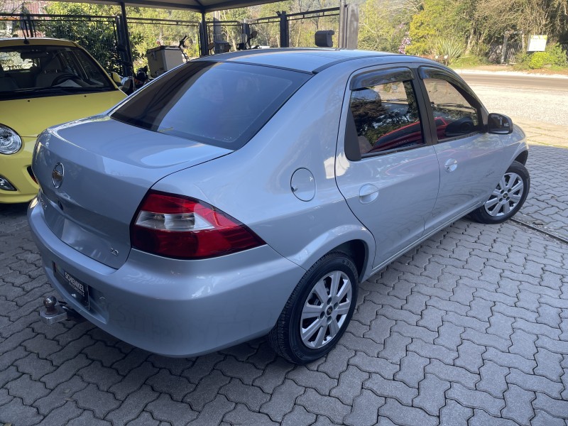 PRISMA 1.0 MPFI VHCE MAXX 8V FLEX 4P MANUAL - 2010 - NOVA PETRóPOLIS