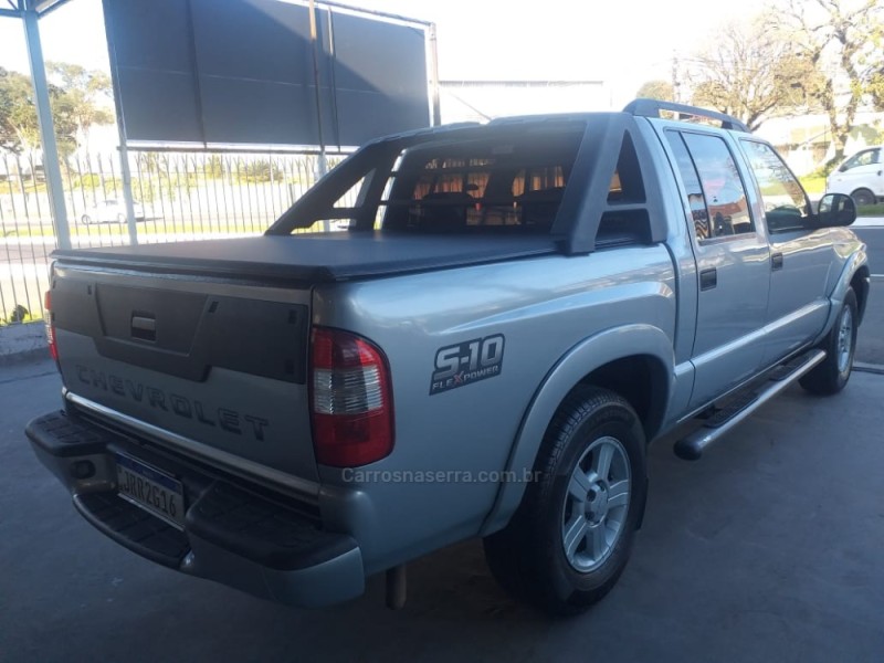 S10 2.4 ADVANTAGE 4X2 CD 8V FLEX 4P MANUAL - 2009 - CAXIAS DO SUL