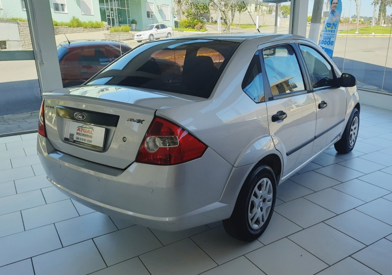 FIESTA 1.0 MPI SEDAN 8V FLEX 4P MANUAL - 2008 - GARIBALDI