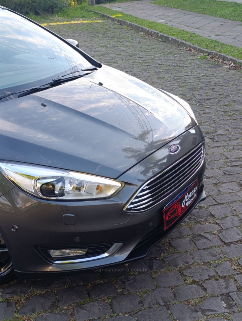 FOCUS 2.0 TITANIUM PLUS HATCH 16V FLEX 4P AUTO - 2016 - CAXIAS DO SUL