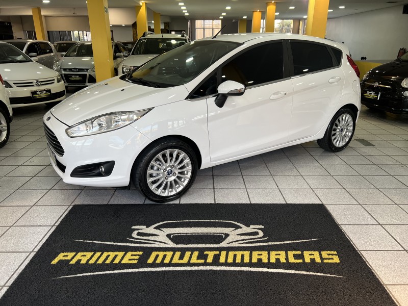 fiesta 1.6 titanium hatch 16v flex 4p manual 2015 caxias do sul