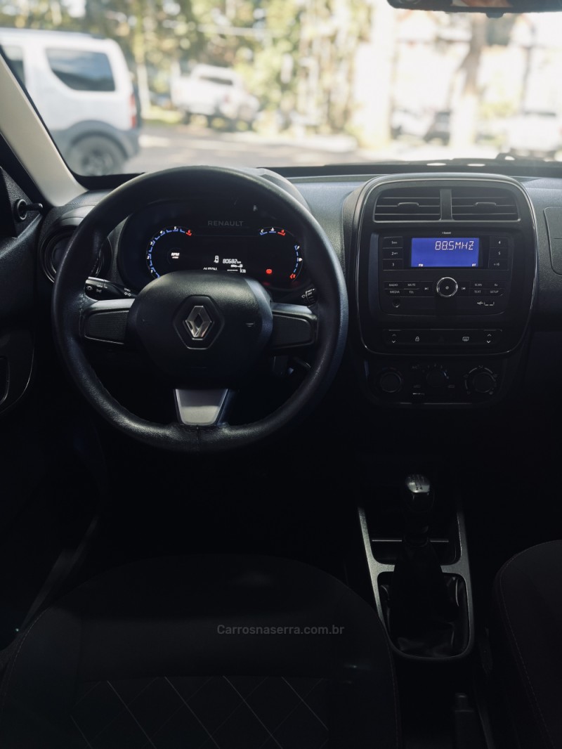 KWID 1.0 12V SCE FLEX ZEN MANUAL - 2022 - CANELA