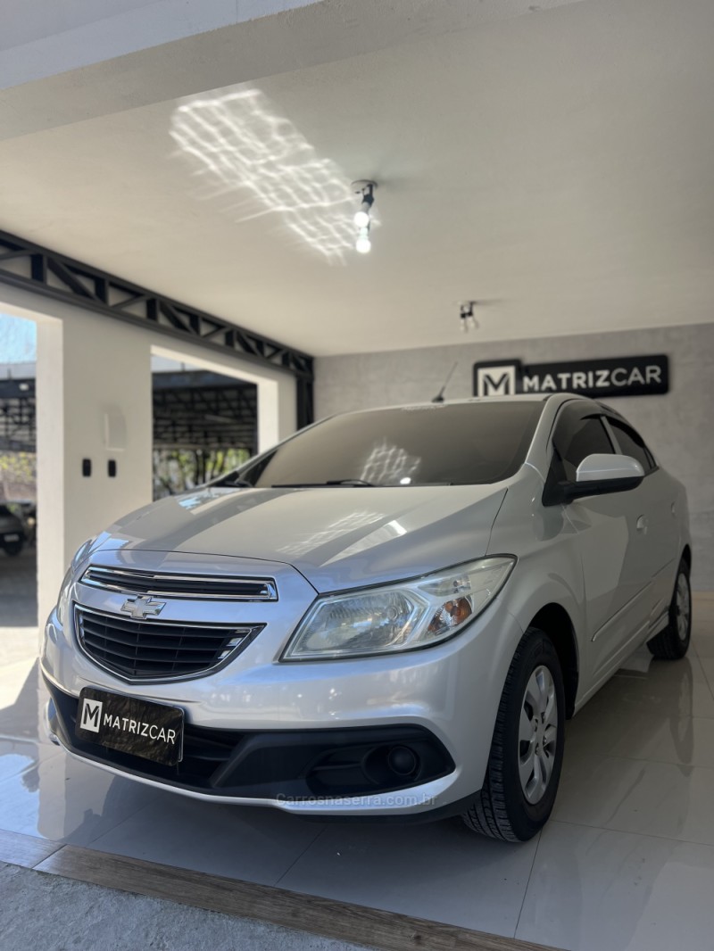 PRISMA 1.0 MPFI LT 8V FLEX 4P MANUAL - 2013 - CANELA