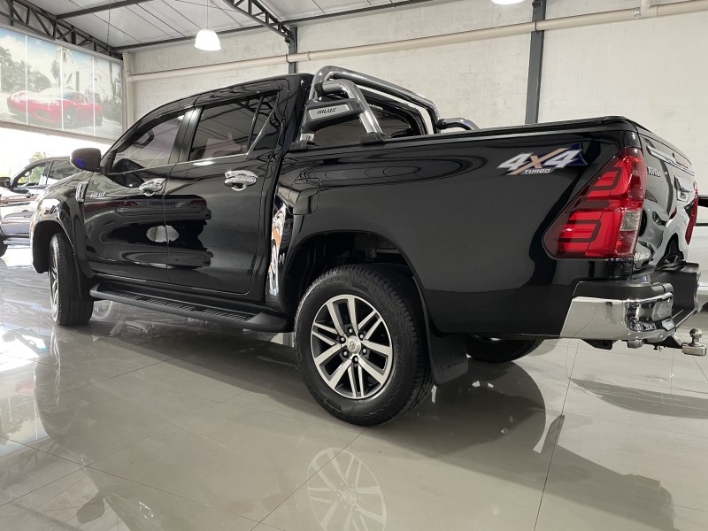 HILUX 2.8 SRX 4X4 CD 16V DIESEL 4P AUTOMÁTICO - 2017 - CAXIAS DO SUL