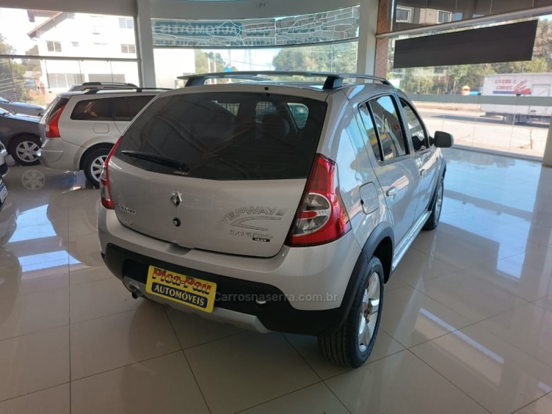 SANDERO 1.6 STEPWAY 8V FLEX 4P MANUAL - 2011 - NOVA PETRóPOLIS