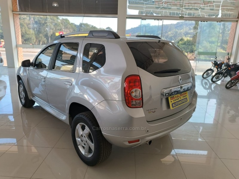 DUSTER 2.0 DYNAMIQUE 4X2 16V FLEX 4P AUTOMÁTICO - 2015 - NOVA PETRóPOLIS