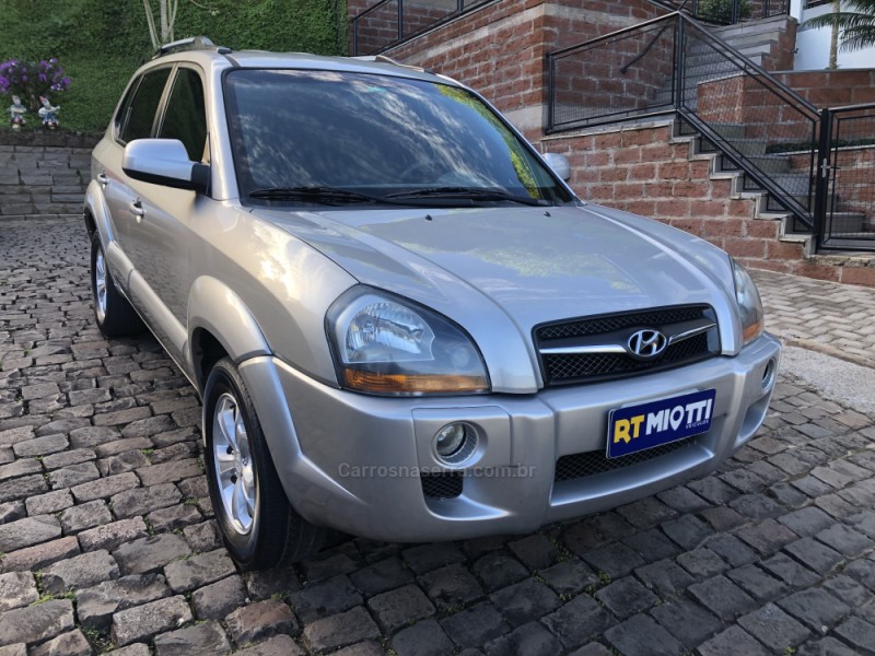 TUCSON 2.0 GL 2WD 16V GASOLINA 4P MANUAL