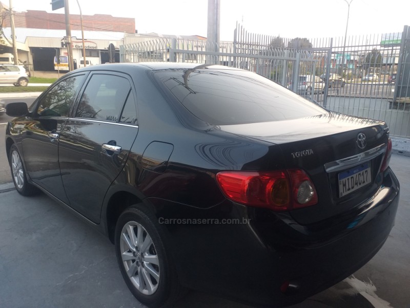 COROLLA 2.0 ALTIS PREMIUM 16V FLEX 4P AUTOMÁTICO - 2011 - CAXIAS DO SUL