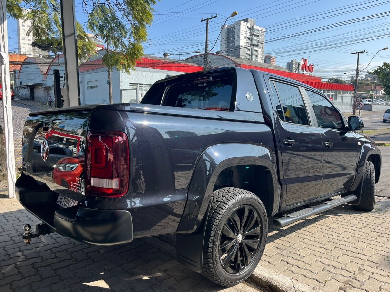 AMAROK 3.0 V6 EXTREME CD DIESEL 4X4 AT 4P AUTOMÁTICO - 2022 - CAXIAS DO SUL