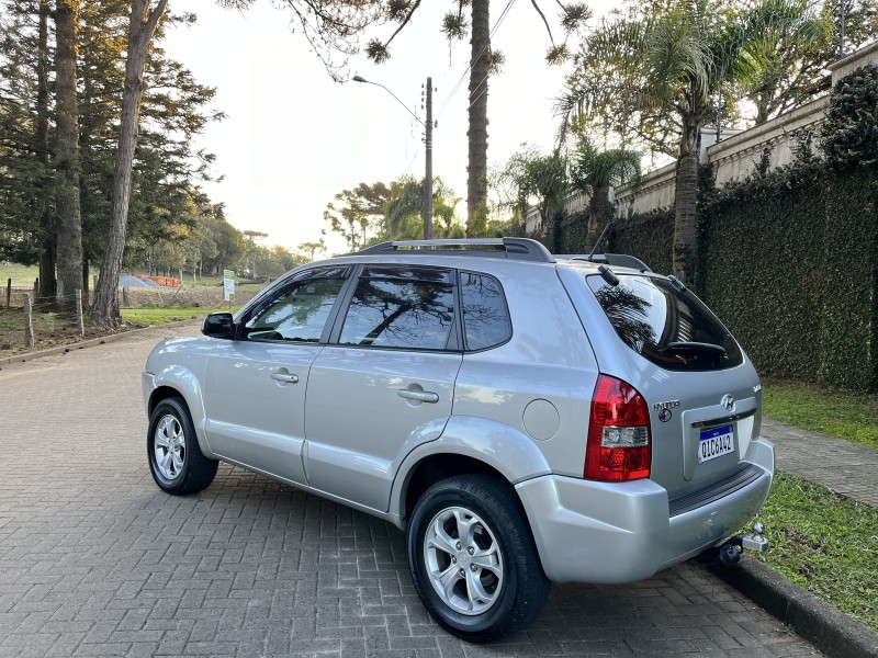 TUCSON 2.0 MPFI GL 16V 142CV 2WD GASOLINA 4P AUTOMÁTICO - 2016 - CAXIAS DO SUL