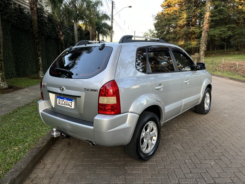 TUCSON 2.0 MPFI GL 16V 142CV 2WD GASOLINA 4P AUTOMÁTICO - 2016 - CAXIAS DO SUL