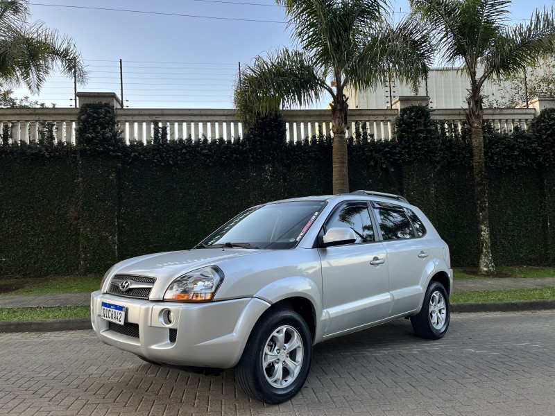 TUCSON 2.0 MPFI GL 16V 142CV 2WD GASOLINA 4P AUTOMÁTICO - 2016 - CAXIAS DO SUL