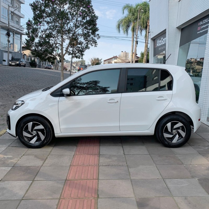 UP 1.0 TSI CONNECT 12V TOTAL FLEX 4P MANUAL - 2020 - FLORES DA CUNHA