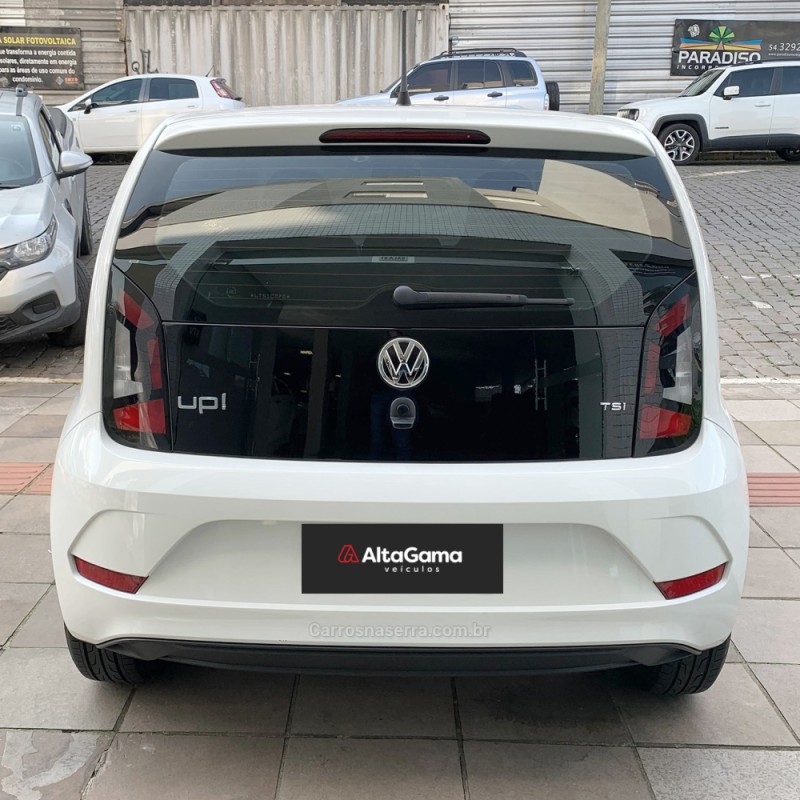 UP 1.0 TSI CONNECT 12V TOTAL FLEX 4P MANUAL - 2020 - FLORES DA CUNHA