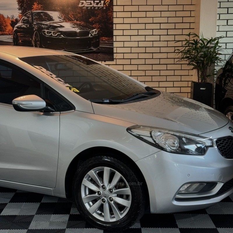 CERATO 1.6 SX3 16V GASOLINA 4P AUTOMÁTICO - 2014 - NOVO HAMBURGO