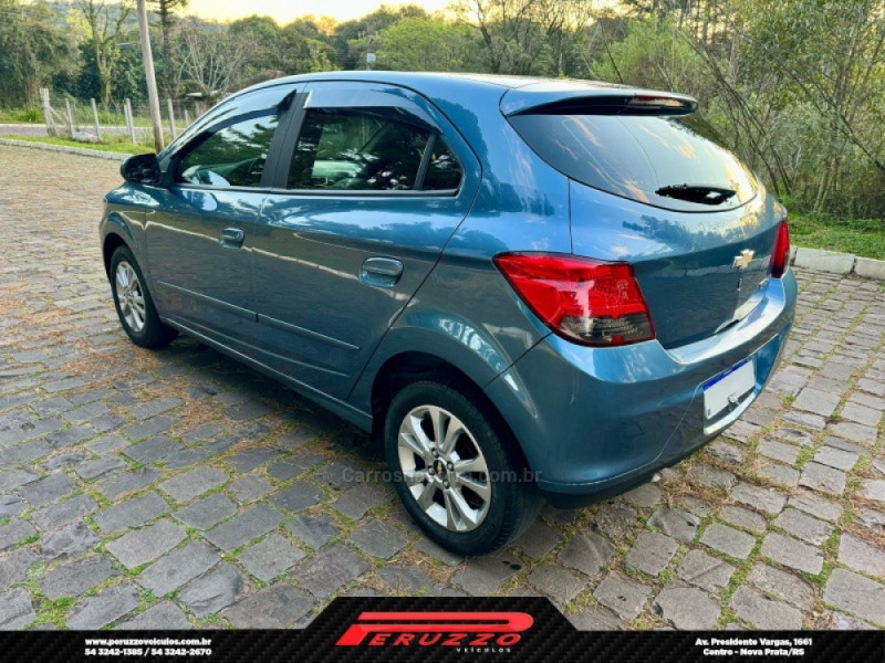 ONIX 1.4 MPFI LTZ 8V FLEX 4P AUTOMÁTICO - 2015 - NOVA PRATA