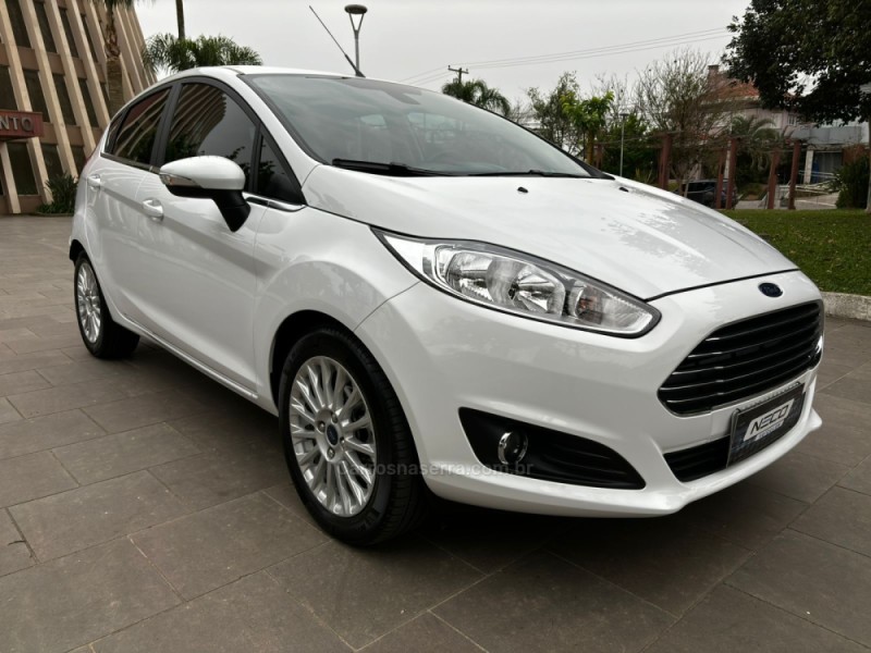 FIESTA 1.6 TITANIUM HATCH 16V FLEX 4P AUTOMÁTICO - 2016 - BENTO GONçALVES