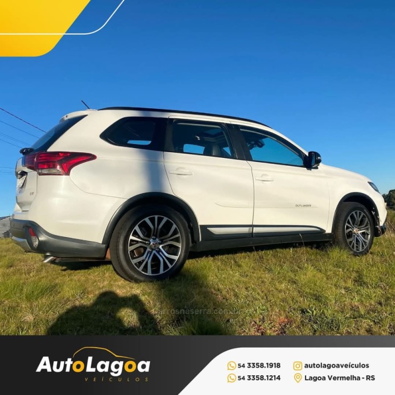 OUTLANDER 2.0 SPORT GLS 16V FLEX 4P AUTOMÁTICO - 2016 - LAGOA VERMELHA